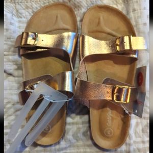 NWT Cat & Jack rose gold girls size 3 slides